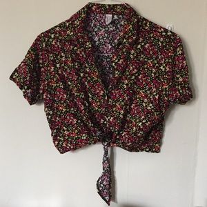 Floral American Apparel Tie-front crop top